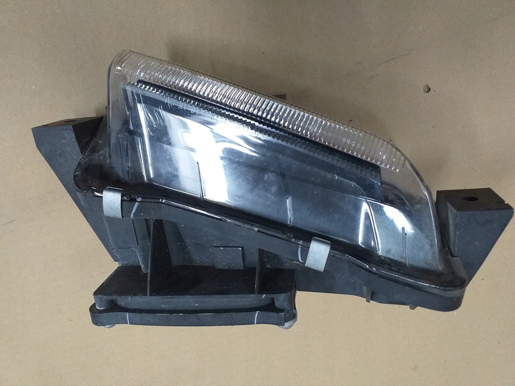 фото №1, Chevrolet camaro 2018- протитуманна фара led правий 84341736