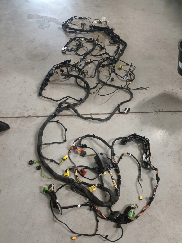 фото №1, Peugeot 5008 ii 2018r джгут електропроводка салону задня 1.5 hdi full