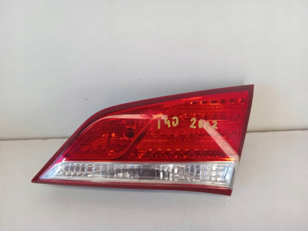 фото №1, Hyundai i40 лампа правая задняя w крышка 11-19