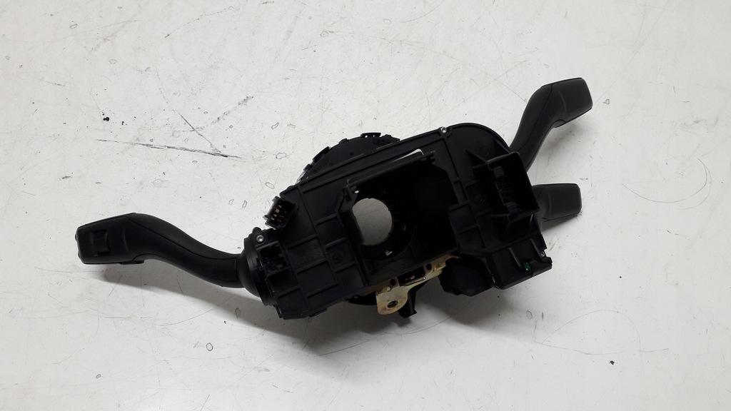 фото №8, Audi a6 c6 kombi перемикач комбінований 4f0953549a