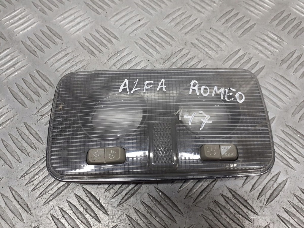 фото №1, Освещение кабины alfa romeo 147 1520400000