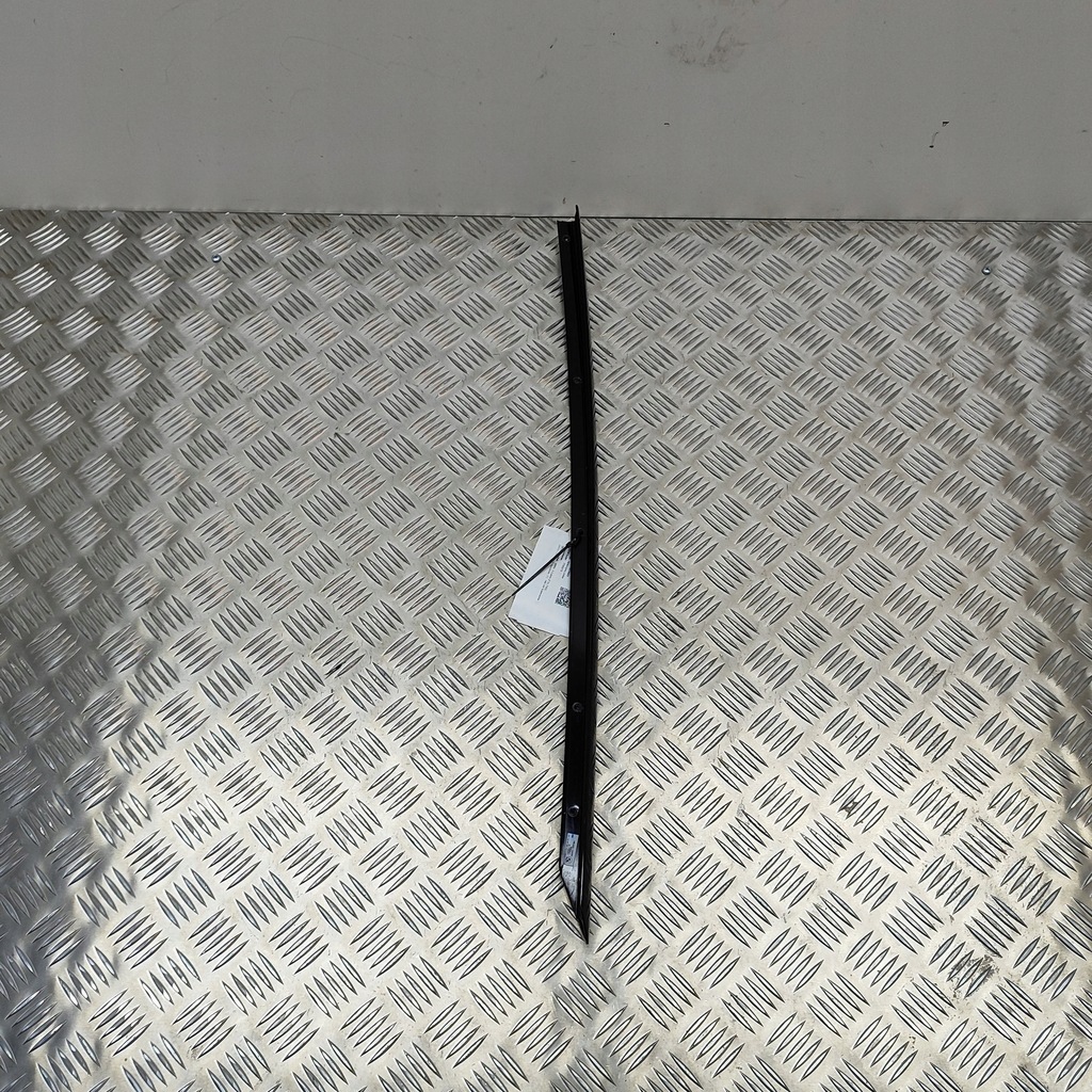 фото №5, Bmw 4 f32 f33 2016 правая сторона молдинг / прокладка стекло дверь