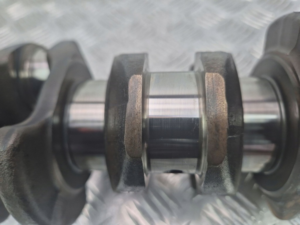 Wał колінчастий bmw x5 e70 xdrive 30d 7792608 m57d30 306d3 Доставка