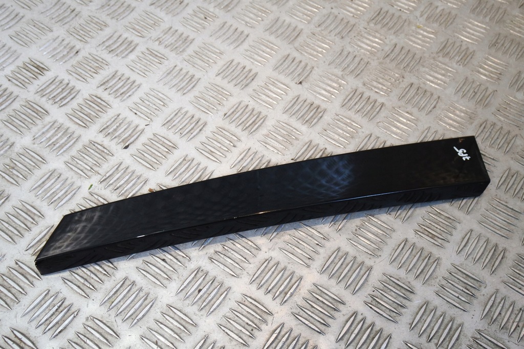 фото №1, Левая защита стойка c задняя porsche cayenne 7p5