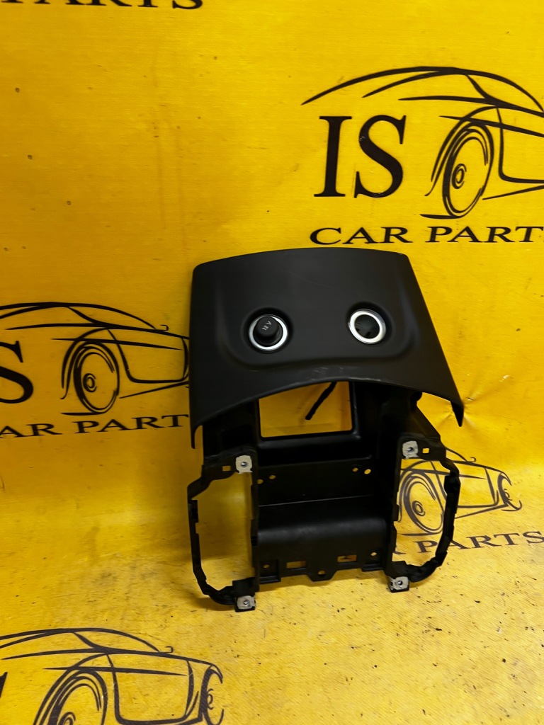 фото №1, Вход 12v прикуриватель туннель porsche cayenne ii 7p5 lift 92a