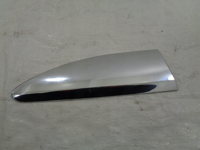 фото №1, Citroen ds3 молдинг накладка крила права задня