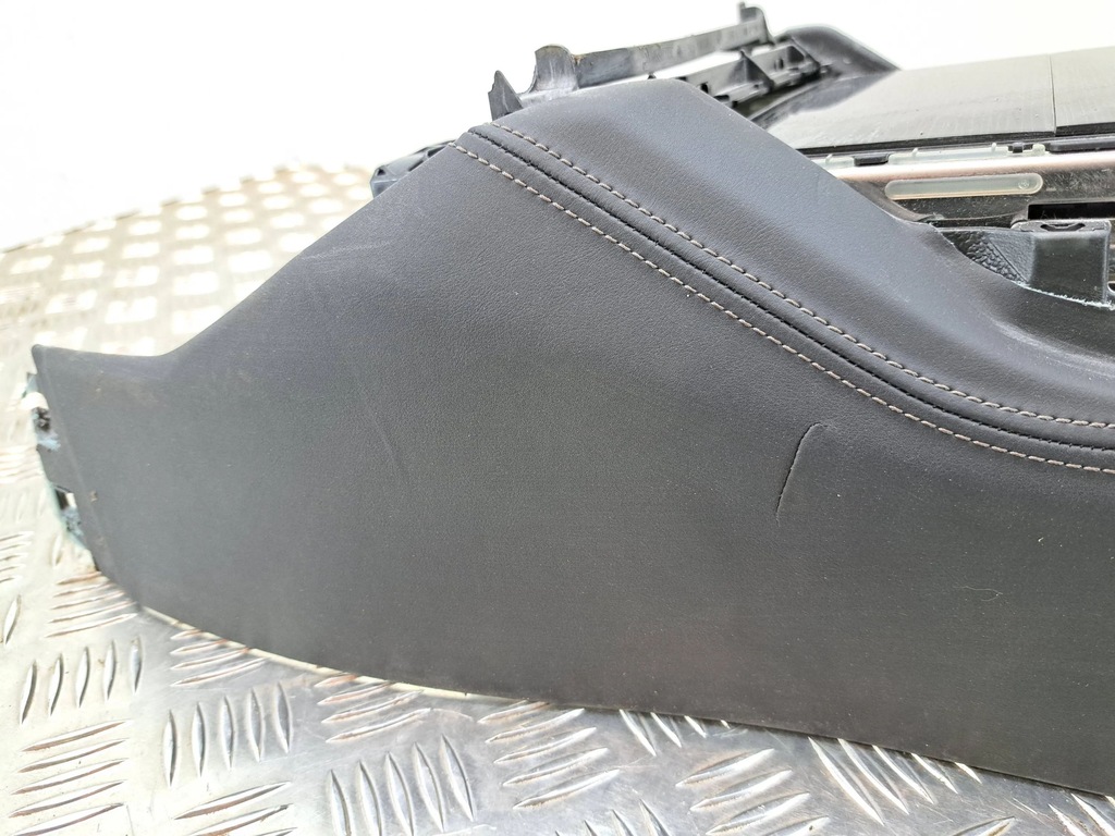 фото №8, Bmw 7 g11 g12 2017 подлокотник туннель среднего