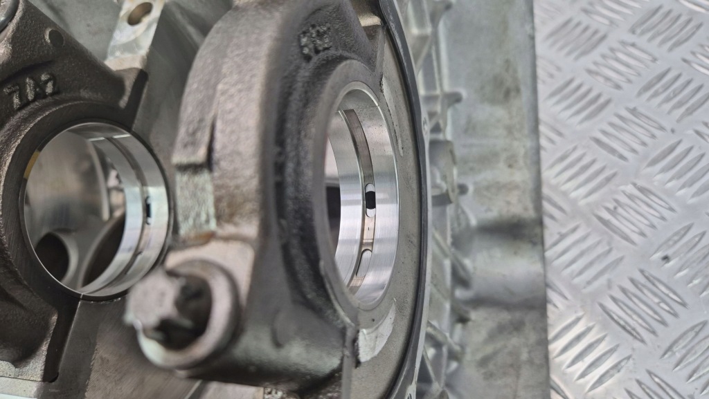 Блок двигателя mercedes a200 w176 r2700106100 m270.910 с Разборки