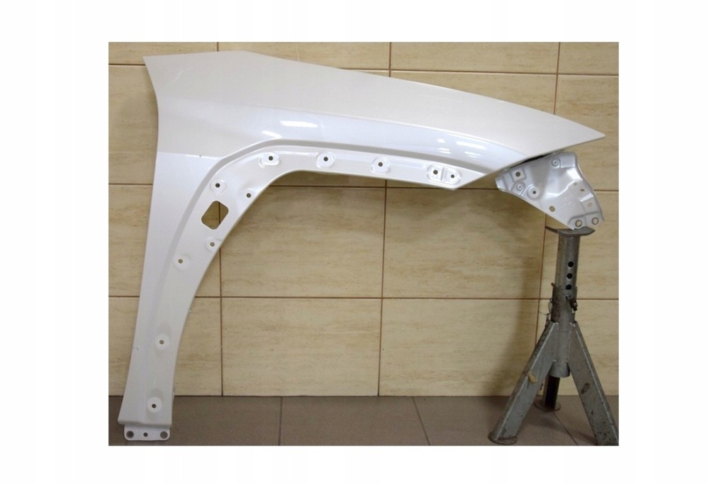 Купить Lexus ux 250h f sport 18-r. 300e передний крыло  перед