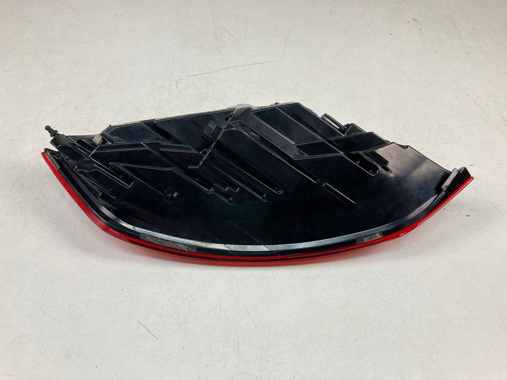 фото №13, Лампа права задня audi tt ttrs 8s led 8s0945096d