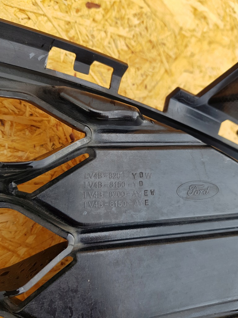 фото №11, Ford kuga mk3 escape st line 19- решётка радиатора решётка радиатора бампера перед lv4b-8200-ydw