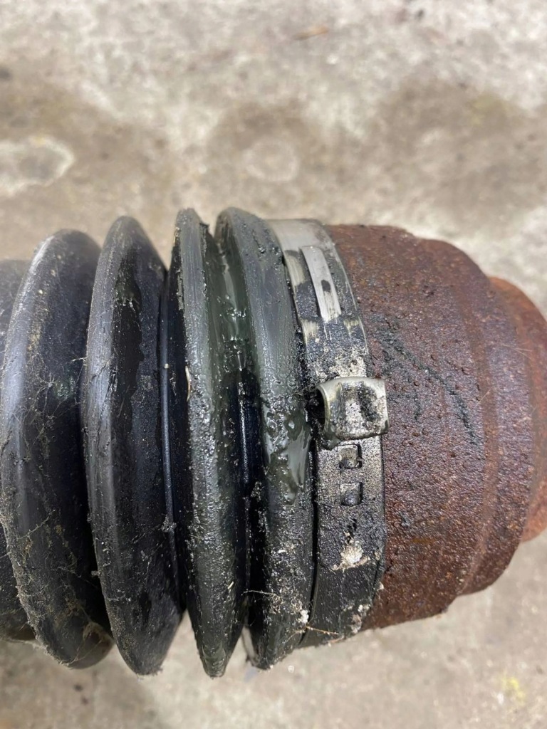 Tesla model s 2013 приводной вал передняя 103061600a Киев