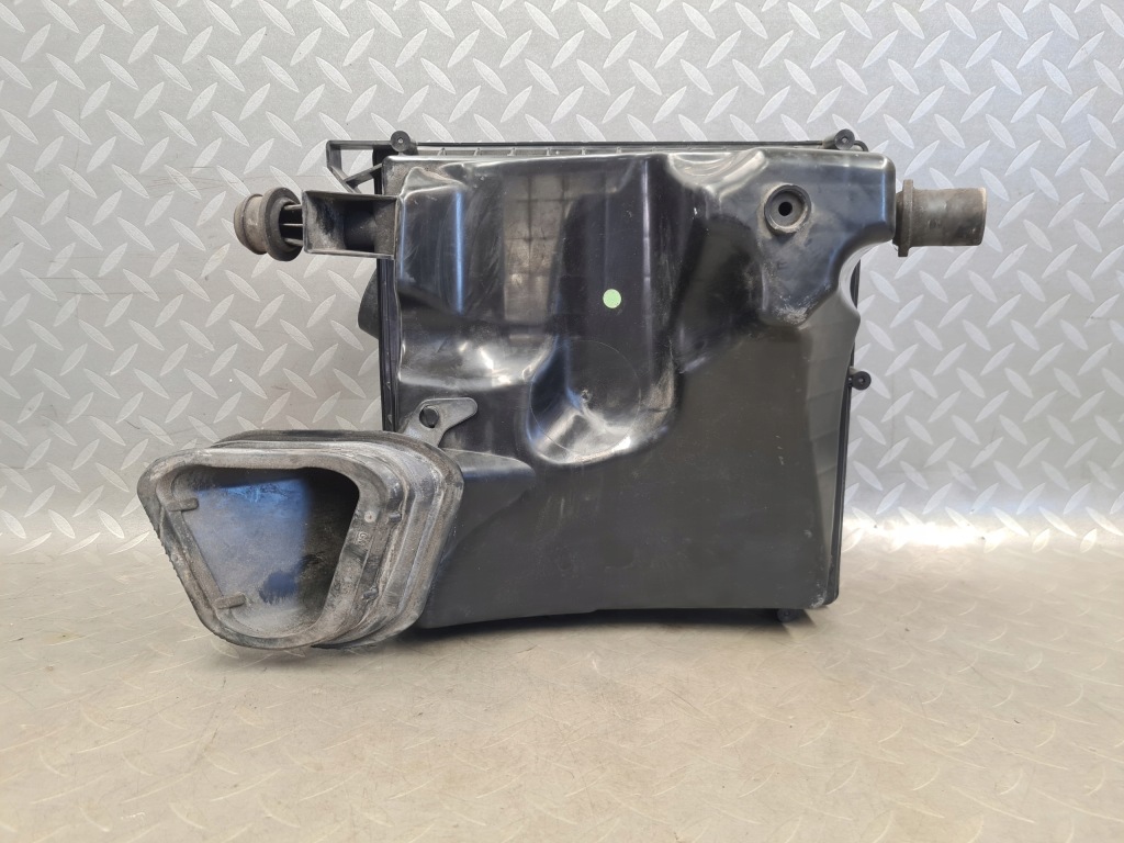 Корпус фильтр воздуха opel zafira iii c 1.6 turbo a16let 180km Недорого