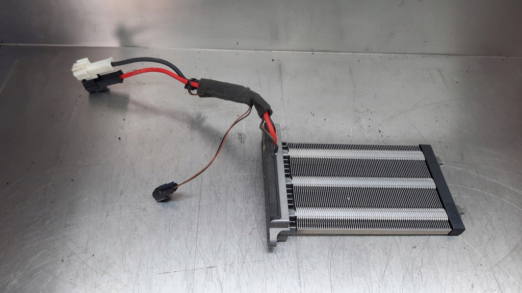 фото №1, Нагрівач обігрівача volvo v50 2.0 hdi 04r