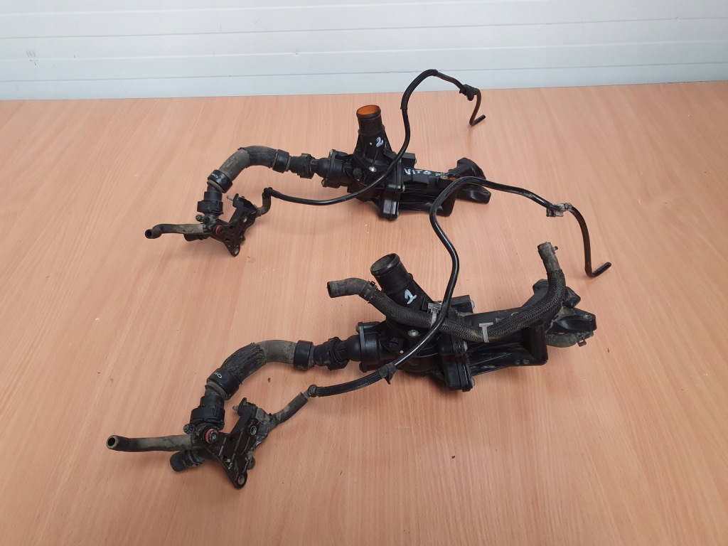 фото №1, Термостат корпус труба wody mercedes vito w447 v-klasa 1.7cdi 110611271r