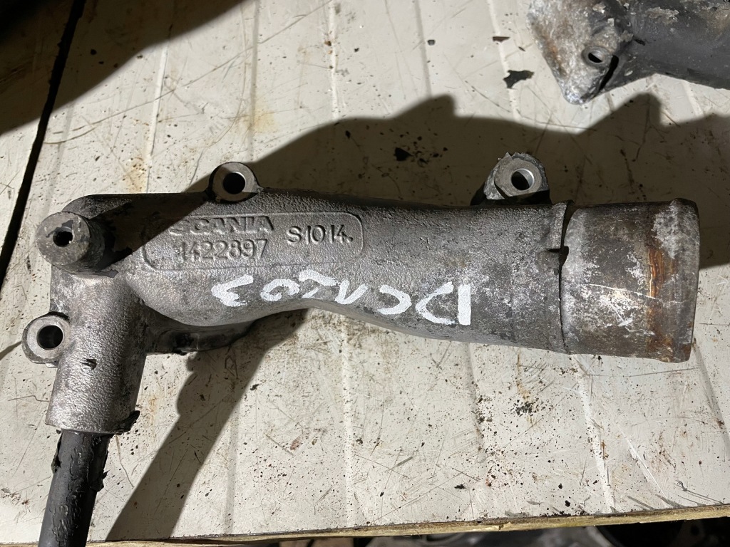 фото №1, Фланец корпус термостата термостат scania r 1422897