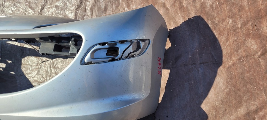 Купить Peugeot 207 бампер передний перед / 5928