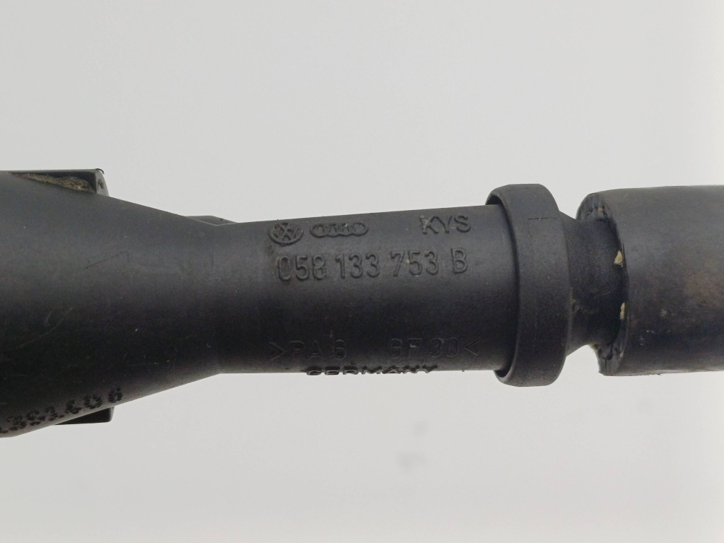 Шланг патрубок вакууму вентиляція картера audi a4 b6 058133753b / 06b133241 nr111 Зі Шроту