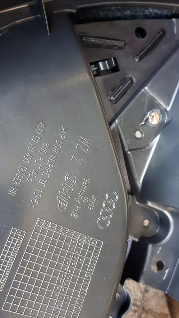 фото №11, S4 b9 a4 8w обшивка двері правий задня alcantara eu