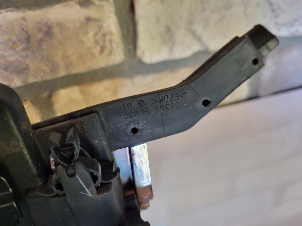 фото №11, Решётка радиатора решётка радиатора бампера toyota land cruiser 150 lift 53111-60c10