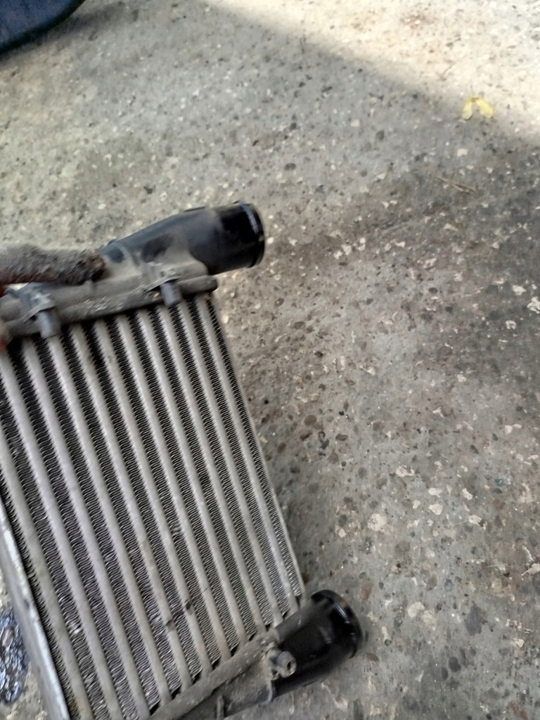 Інтеркулер audi a4 b5 fl ajm 1.9tdi 058145805c Зі Шроту