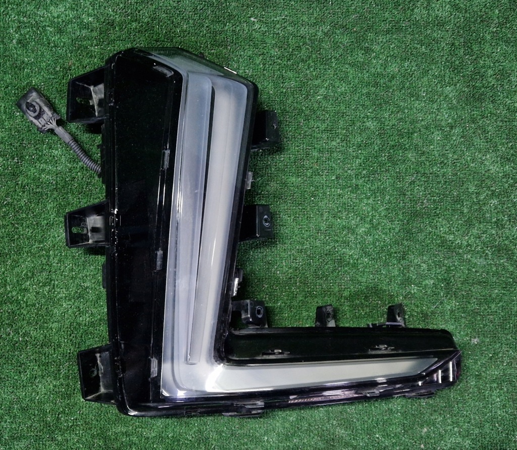 фото №1, Противотуманная фара правый drl led citroen ds4 ii 2 crossback 9815740680
