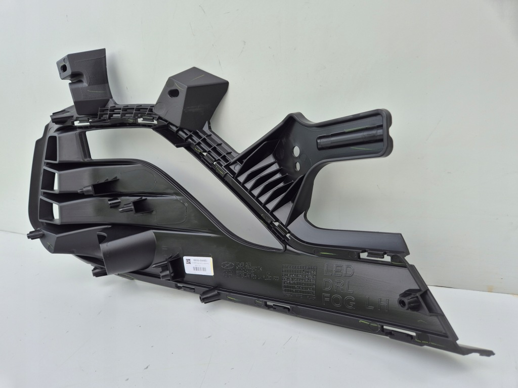 Решітка бампера перед ліва hyundai i30 3 2017- 86563-g4ae0 Ціна