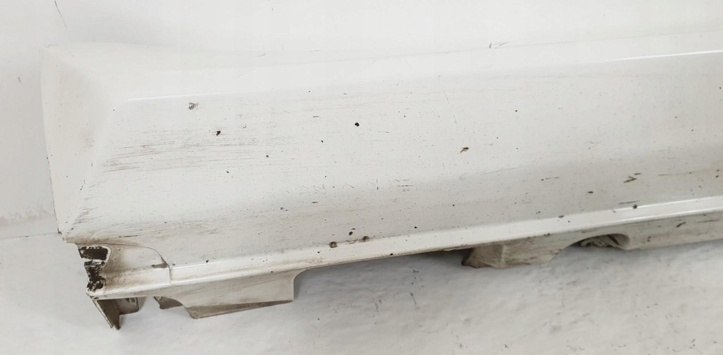 фото №9, Молдинг накладка поріг права 650 mercedes glk x204