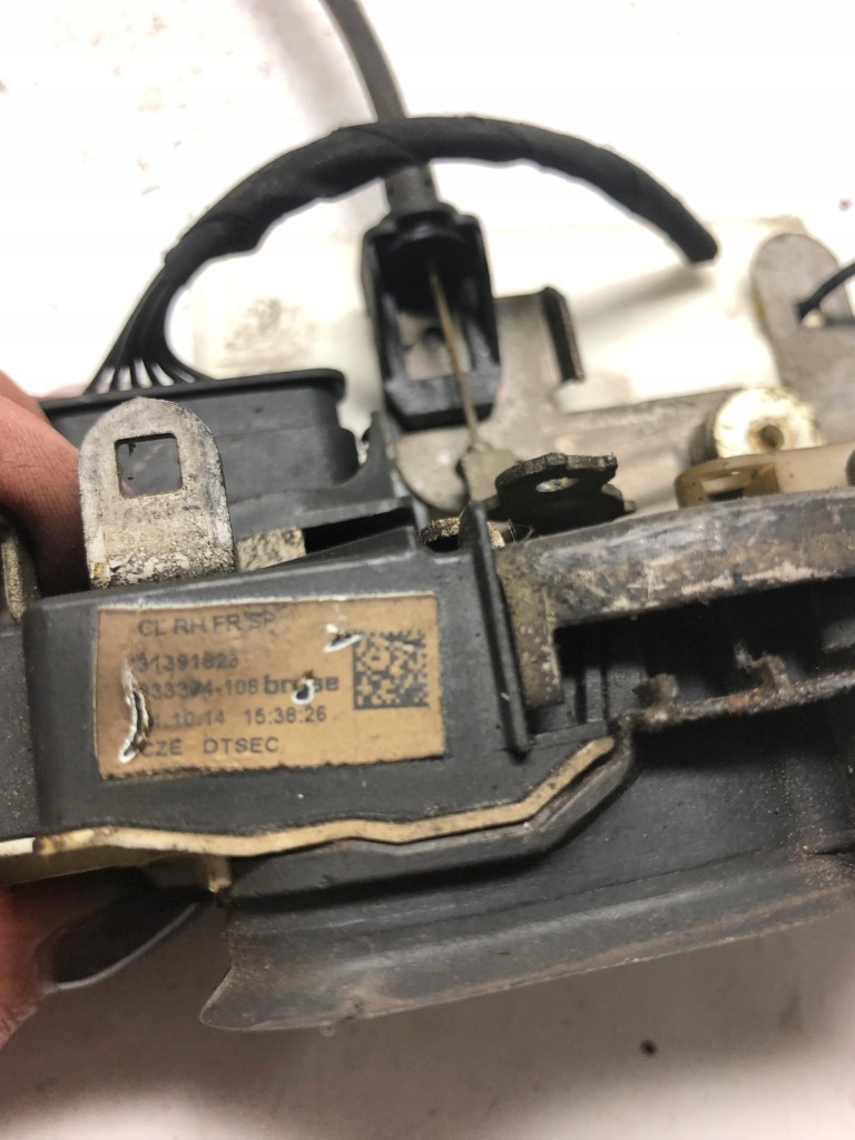 фото №4, Замок двері 932635 правий перед volvo