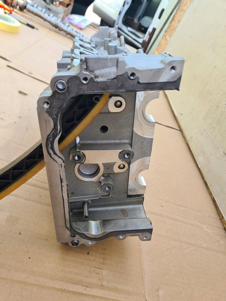 фото №14, Головка двигуна mercedes a b c cla gla w246 w176 1.6 cgi r2700160600