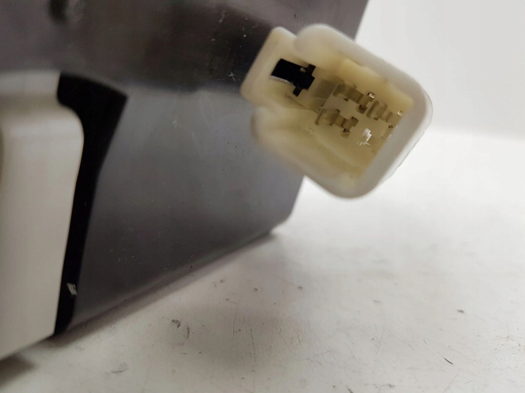 Toyota avensis t270 2012 пепельница 5880405190 с Разборки