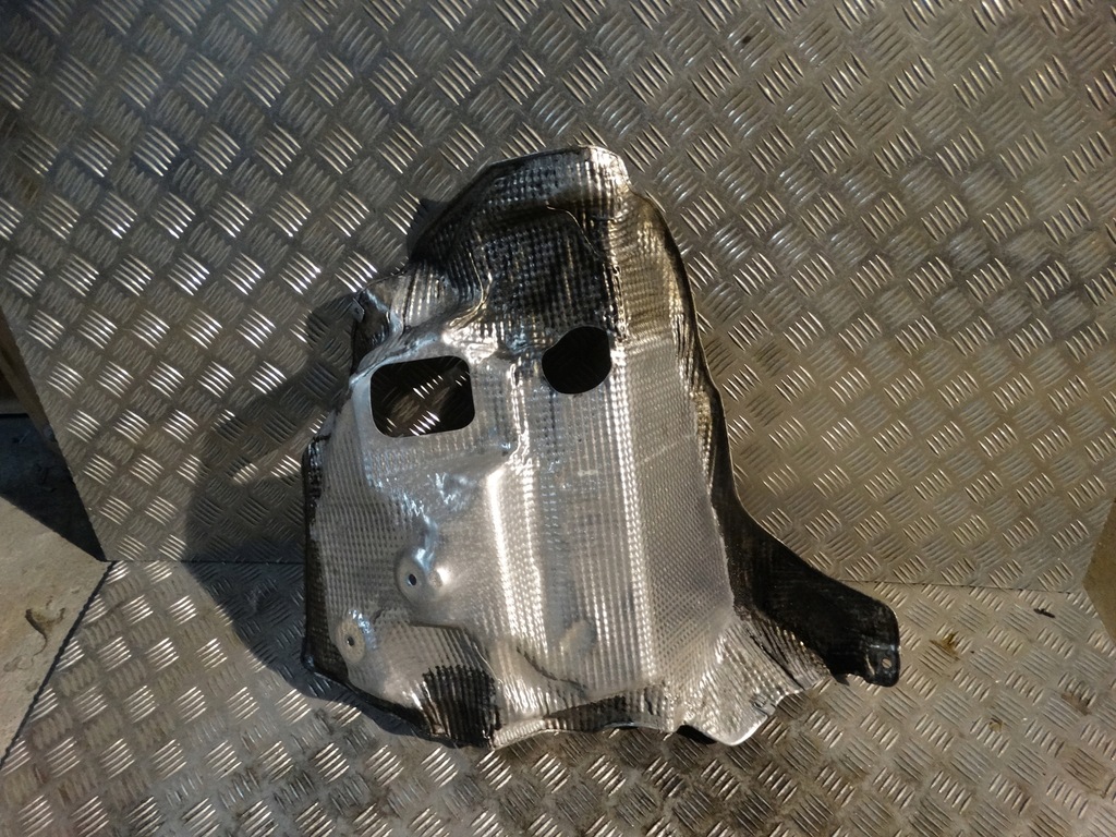 фото №1, Защита тепловая выхлоп porsche panamera 971 1