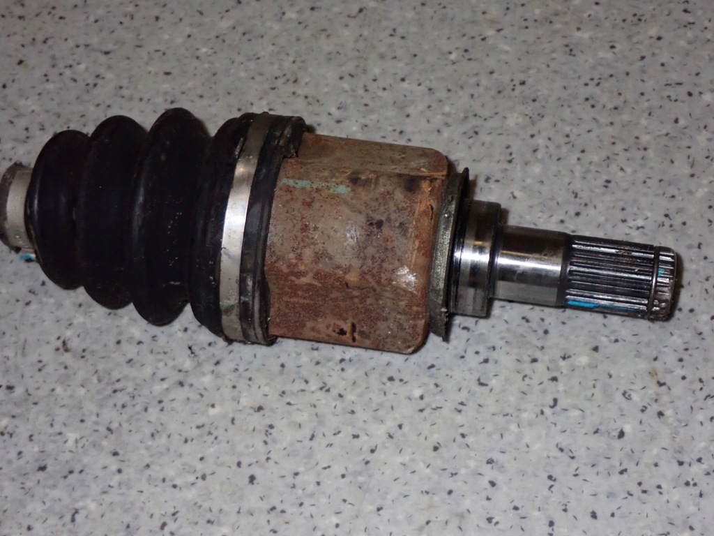 фото №6, Hyundai i10 2010- 1.1crdi дизель приводной вал левая короткий