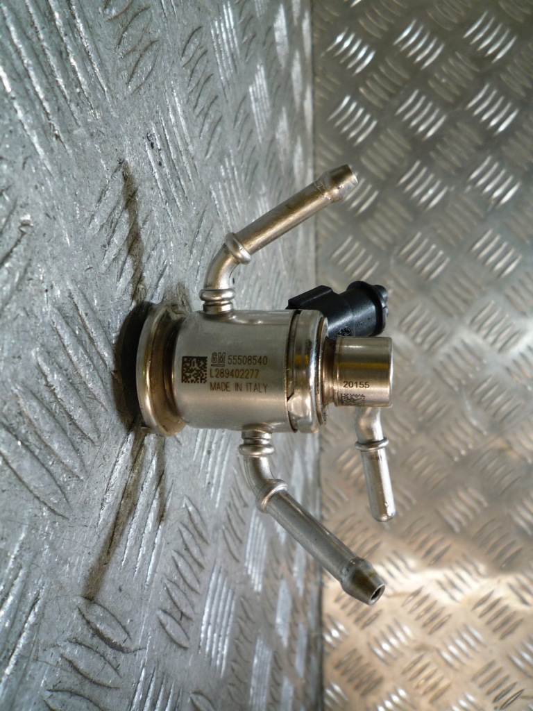 Купити Форсунка adblue opel 55508540
