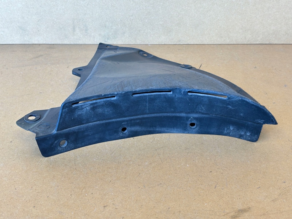 Mazda 3 iv 19- підкрилок бризковик ліве перед Доставка