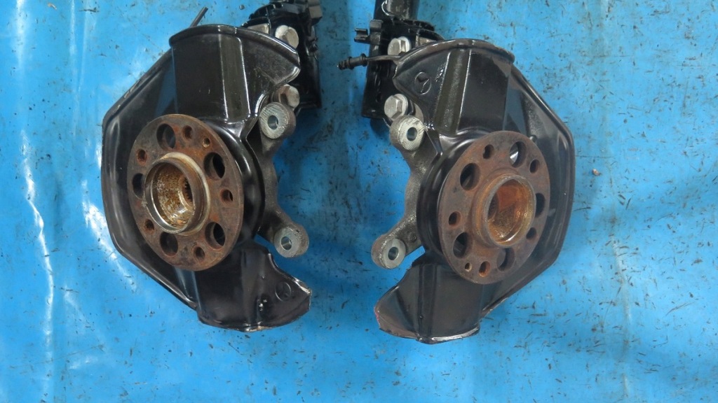 фото №1, Поворотний кулак ступиця перед права lub ліва mercedes a-klasa w169 w245