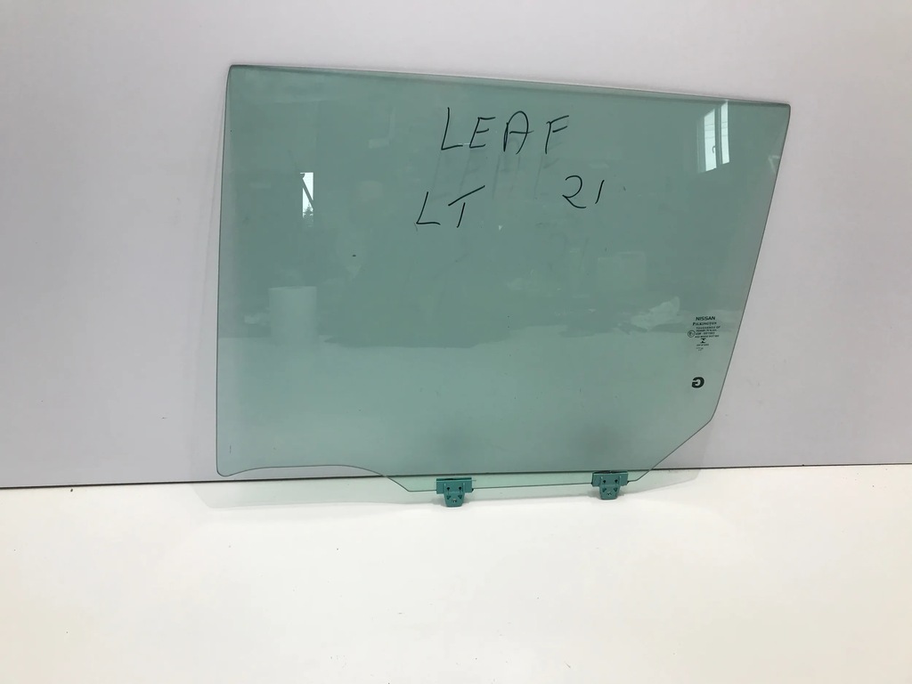фото №1, Nissan leaf ii ze1 40kwh 2021 скло двері лівий задня
