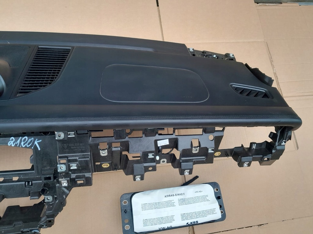 фото №6, Консоль панель приладів подушка безпеки ремені porsche macan drugi lift