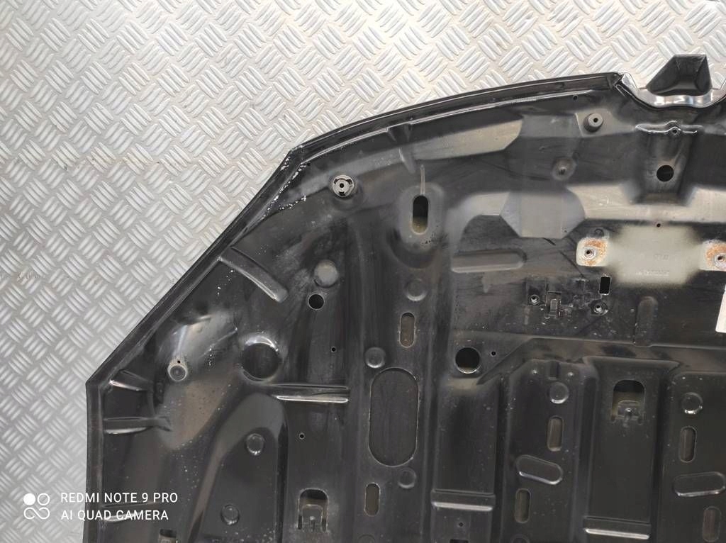 Renault megane 3 рестайлинг  капот передняя крышка двигателя цвет чёрный tegne в Украине