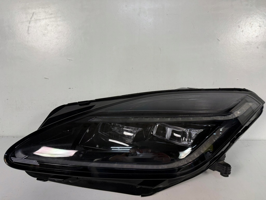 Купить Фара перед передняя левая jaguar e-pace x540 рестайлинг  full led m9c3-13w030-ed