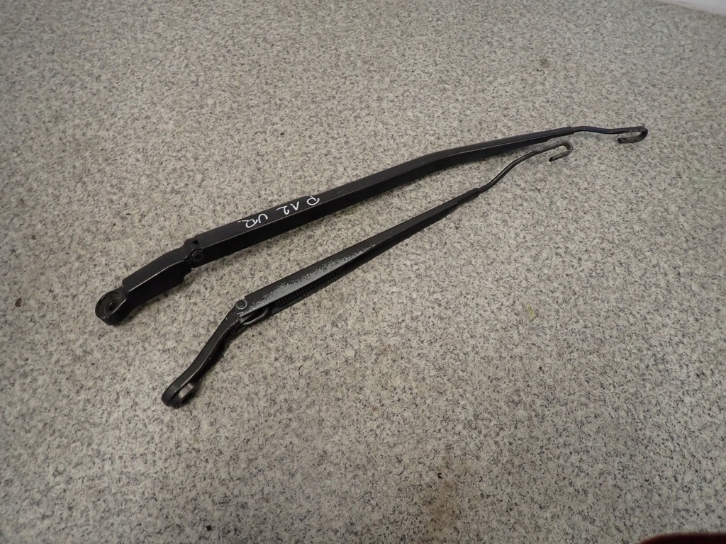 фото №1, Nissan primera p12 рычаг дворники перед левая lub правое