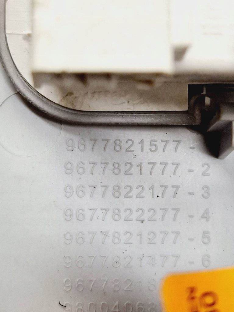 Peugeot 308 2019 фонарь  сиденье передний Доставка