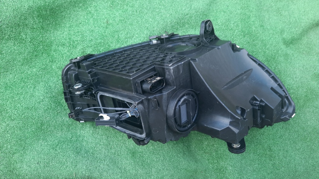 фото №5, Mercedes c-klasa w206 full led лампа передня