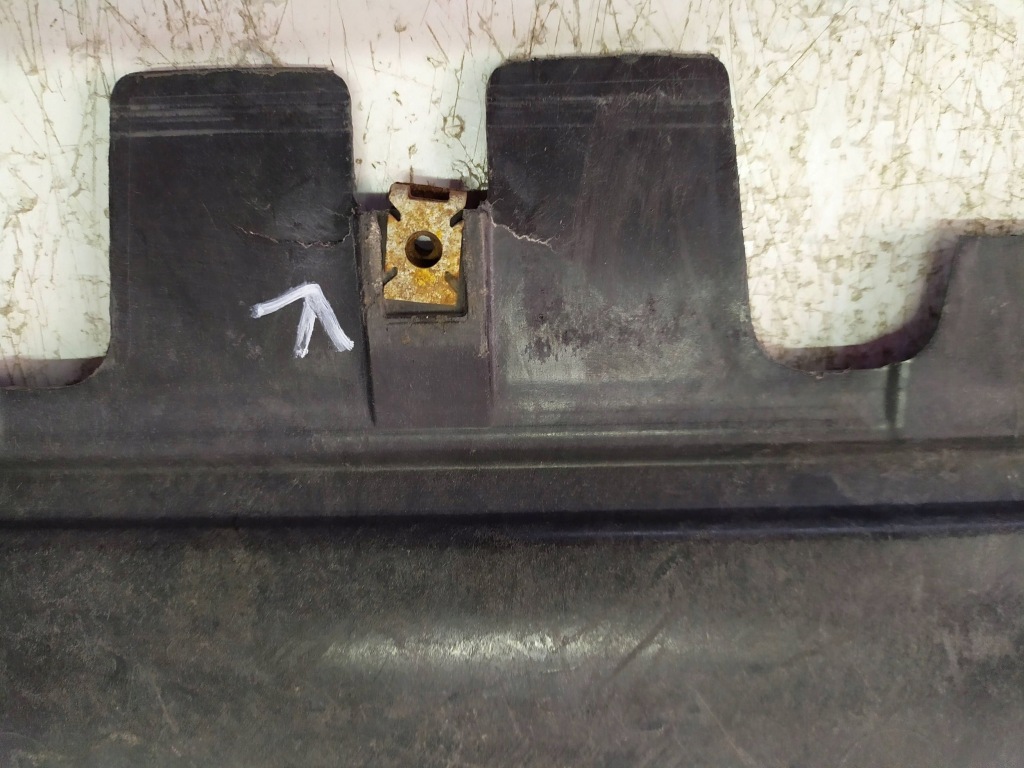 Плита накладка двигателя volkswagen audi skoda seat 5q0825236 Недорого