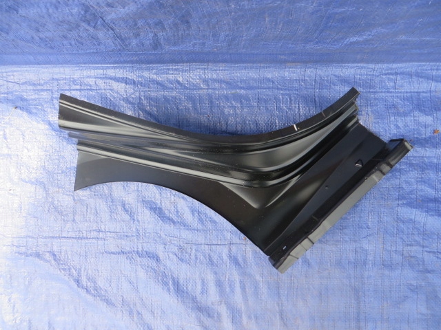 Audi a3 8y4 sportback порог стойку левая Цена