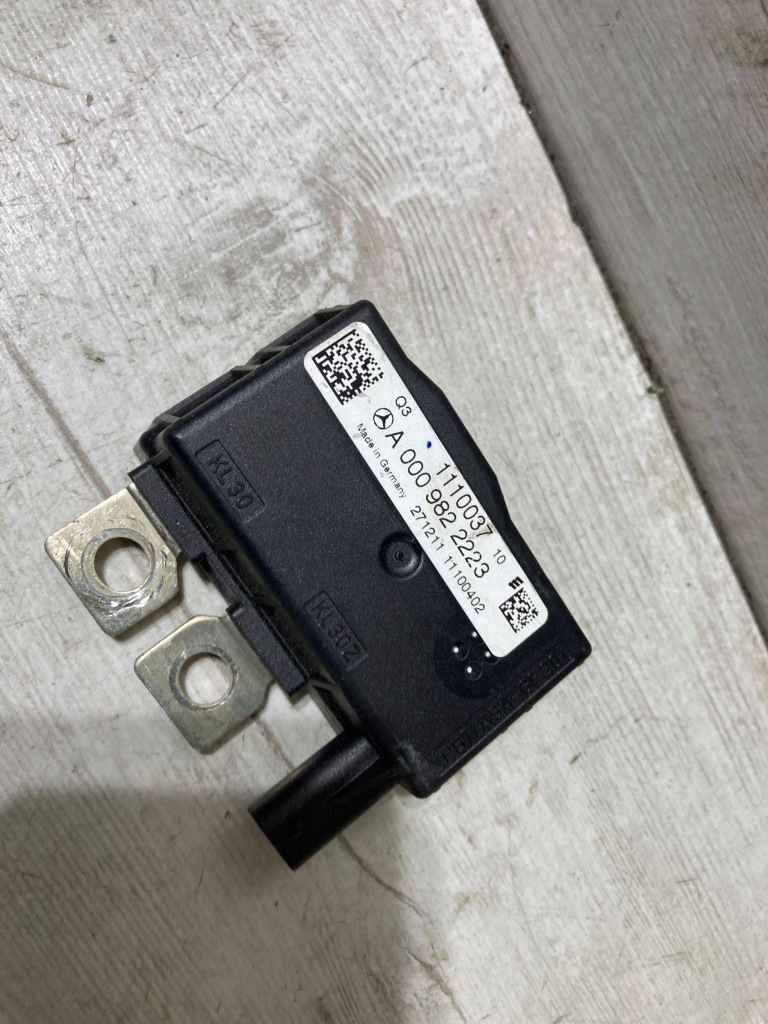 фото №1, Mercedes-benz e w212 2009 модуль акумулятор