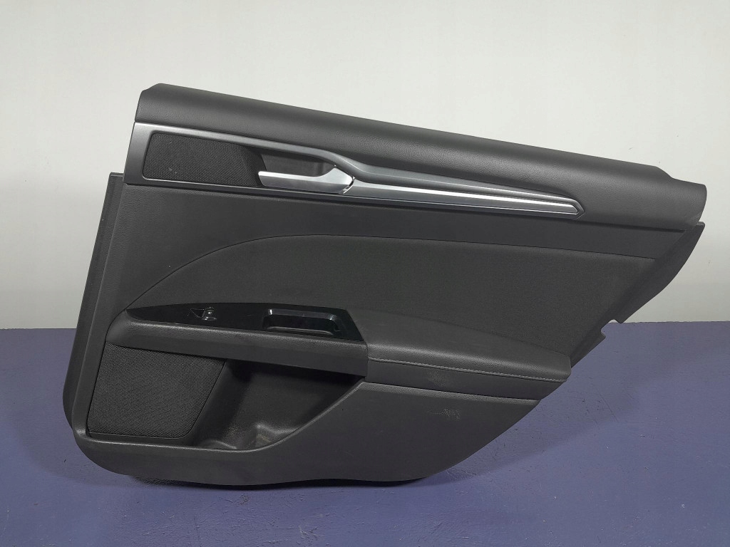 Ford mondeo mk5 hb обивка карка дверь задняя правая Киев