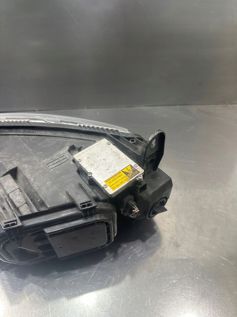 фото №7, Audi a6 s6 c6 4f 2006 перед сторона левая лампа передняя