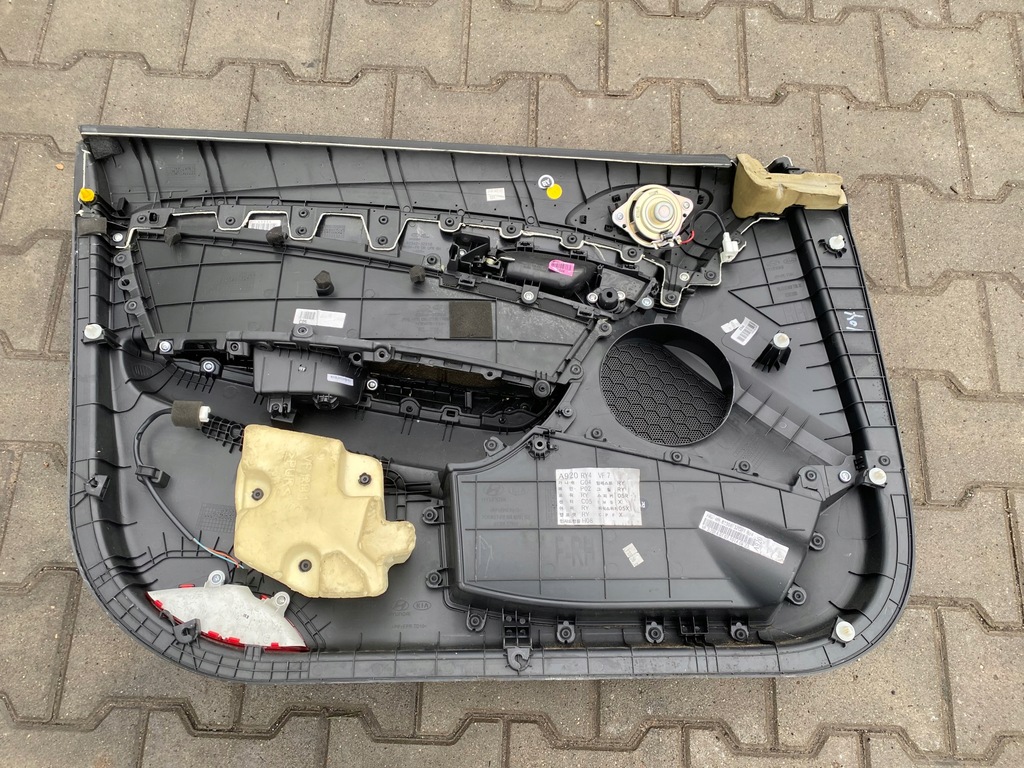 фото №8, Hyundai i40 обшивка дверь правый перед