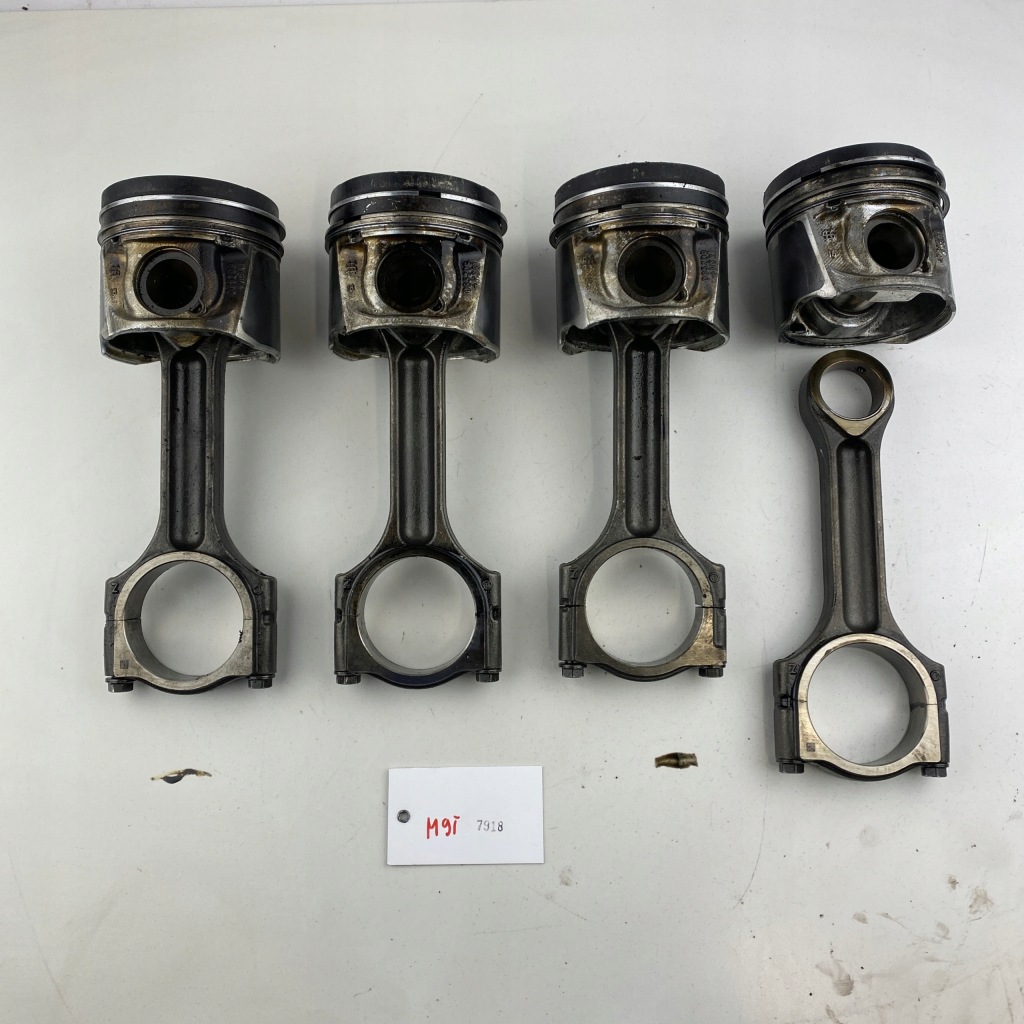 фото №1, Поршень + шатун renault master opel movano 2,3 cdti nissan nv400 2.3 dci